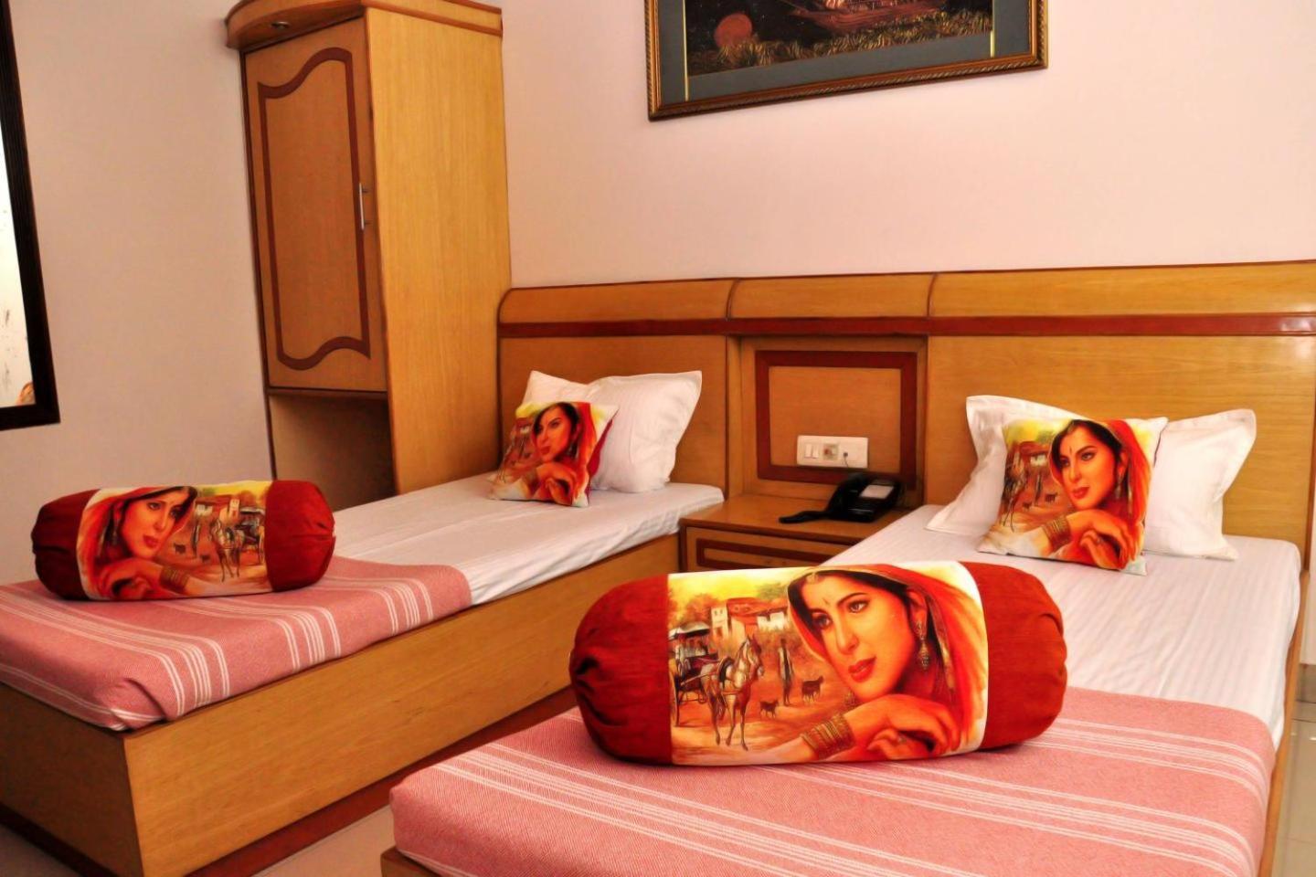 Hotel Blue Bell - Karol Bagh New Delhi エクステリア 写真