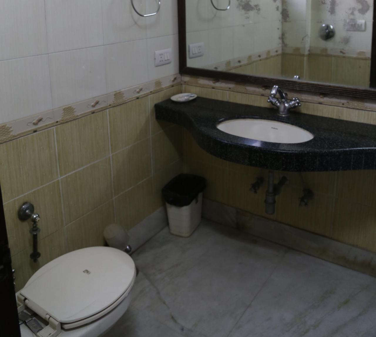 Hotel Blue Bell - Karol Bagh New Delhi エクステリア 写真