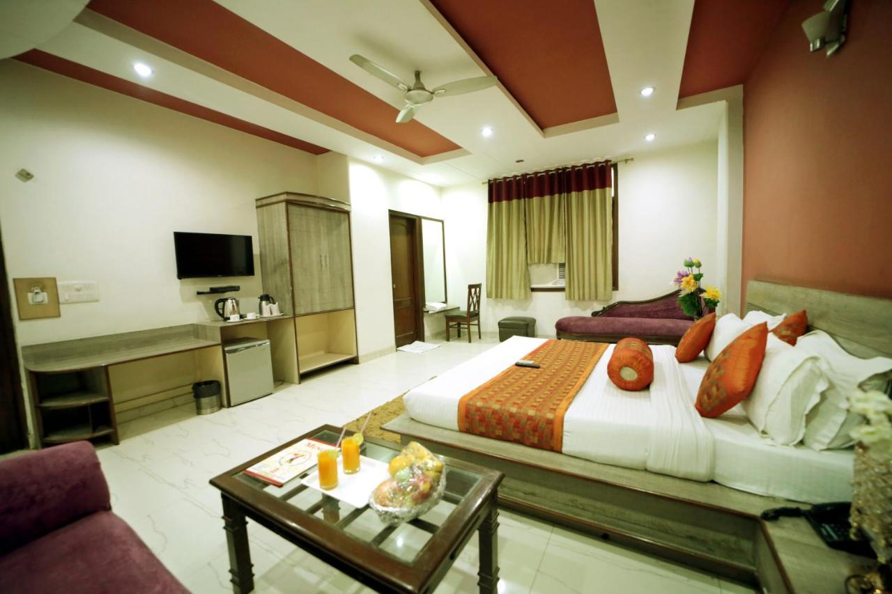 Hotel Blue Bell - Karol Bagh New Delhi エクステリア 写真